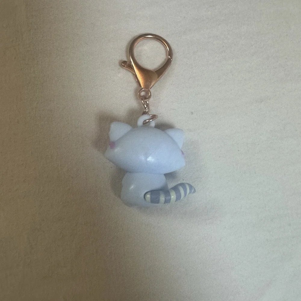 Raccoon Summertime Purple Mini Keychain Figure, Bag &‎ Purse Charm, Girls 1 Inch